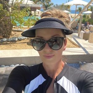 Meet your Posher, Paula